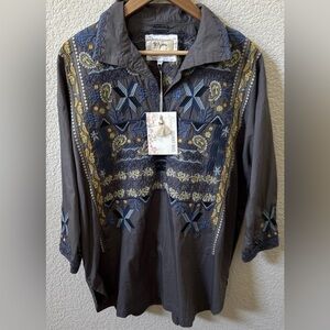 Johnny Was Biya women’s medium gray silk exterior embroidered tunic